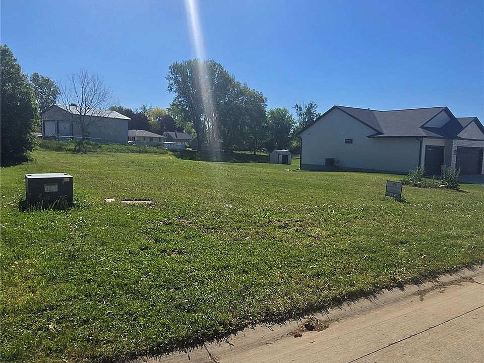 2nd image of 820 Rogers Ln Lot 12