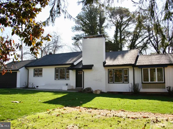 105 Calvert Towne Rd, Prince Frederick, MD 20678