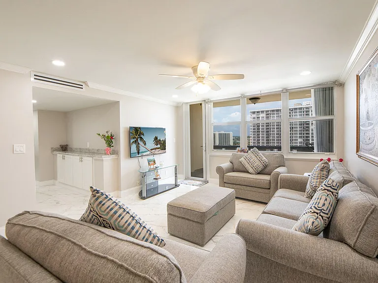 305 N Pompano Beach Blvd #1007 — Photo 6