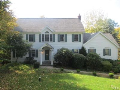 240 Turrill Brook Dr, Southbury, CT, 06488