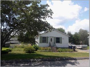 5 Bloom Dr, Plainfield, CT 06374