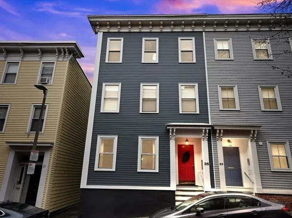 35 Mystic St #3, Charlestown, MA 02129