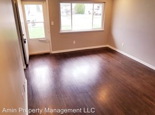 23098 Lambrecht Ave, Eastpointe, MI 48021