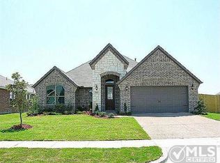 208 Spruce Trl, Forney, TX 75126