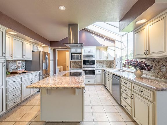 4th image of 18795 Pesante Rd