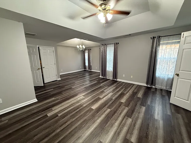 Master Bedroom Sitting Area