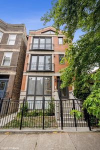 1532 N Campbell Ave #2, Chicago, IL, 60622
