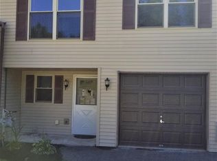 19 Whispering Pines Rd, Wilton, NY 12831