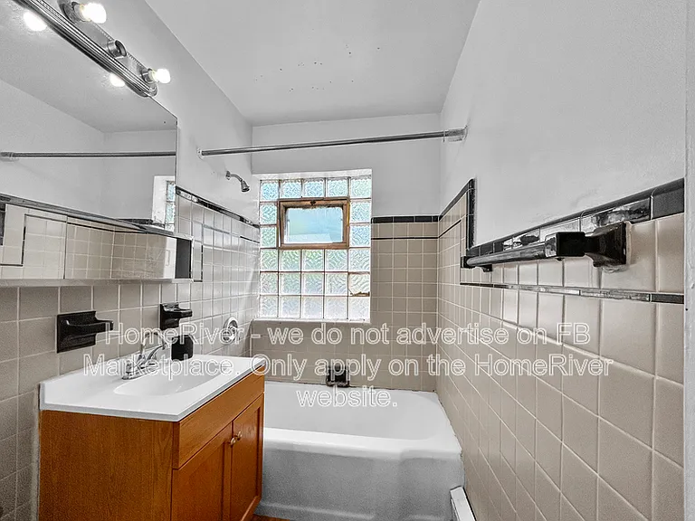 2038 E 72nd Pl #3 — Photo 10
