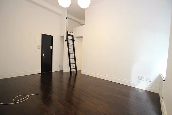 Rented by CPG Residential LLC | media 9