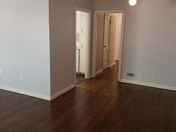 5th image of 2503 6th St