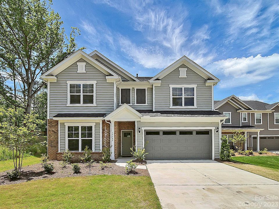 1st image of 19242 Yellow Birch Dr