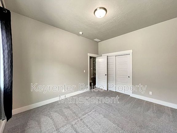 3rd image of 1143 Wrightwood Dr
