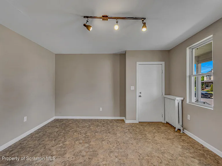 314 Willow St #1 — Photo 7