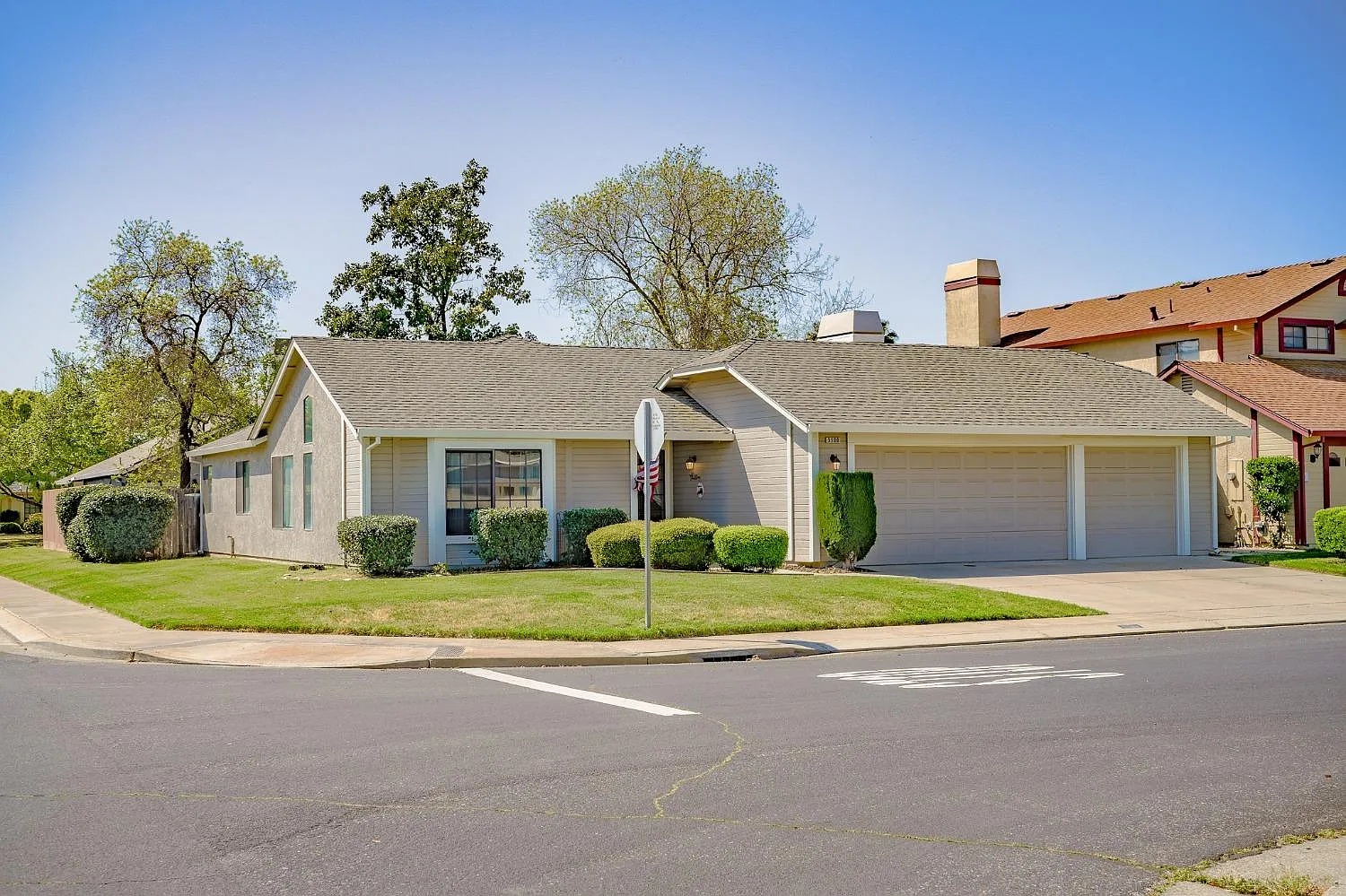 5100 Newbold Ln photo 1