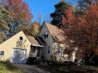 851 Lawton St, Akron, OH 44320