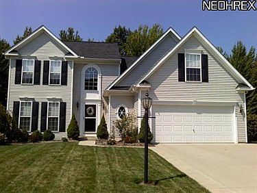 1st image of 38966 Waverly Dr