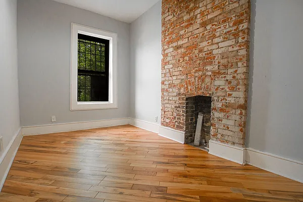 Rented by EXR | media 23