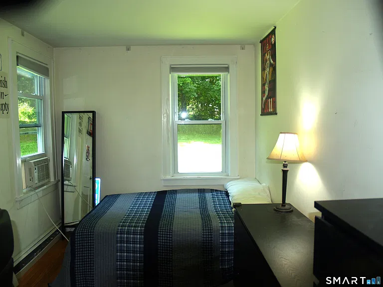 33 Barry Ave #1 — Photo 8
