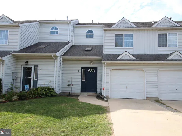 9 Sesame Dr, Lumberton, NJ 08048
