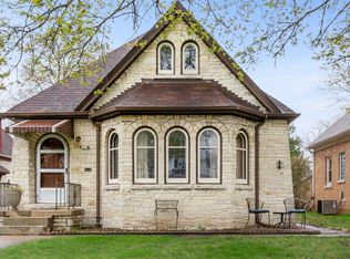 527 3rd Ave, West Bend, WI 53095