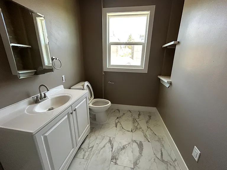 4110 Whitman Ave N #10 — Photo 7