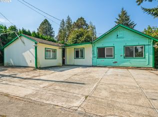 10230 NE Beech St, Portland, OR