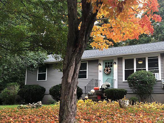 2nd image of 74 Pinehaven Dr