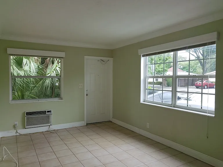 916 W Las Olas Blvd — Photo 6
