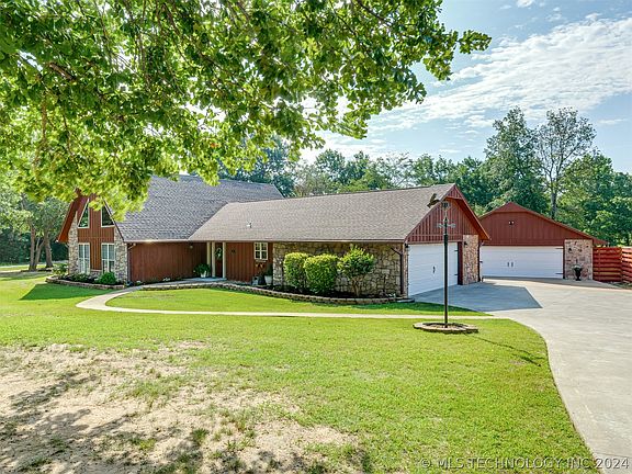 3rd image of 181 Hummingbird Ln