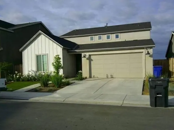 3229 Golden Trails Ln, Shafter, CA 93263