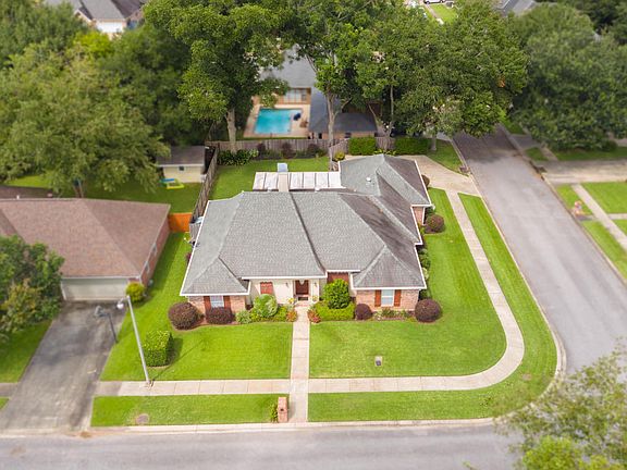 2nd image of 107 Water Birch Ln