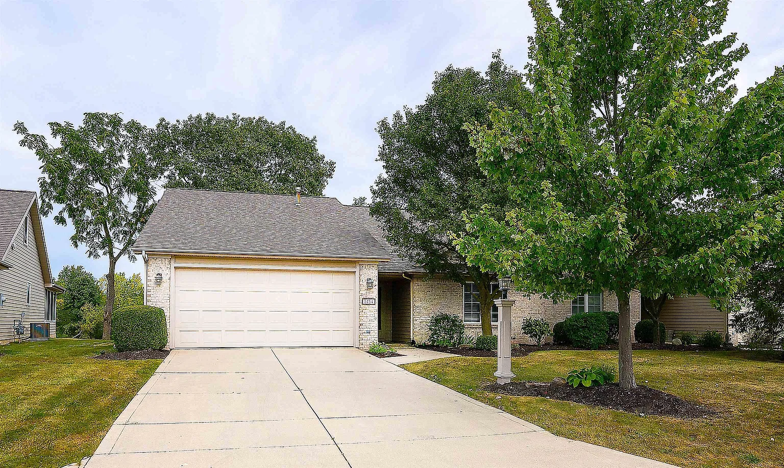 7454 Glen Gelder Cir photo 1