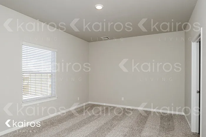 905 NW 4th St — Photo 12