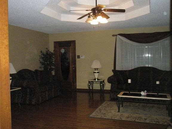 2nd image of 12849 Cypress St