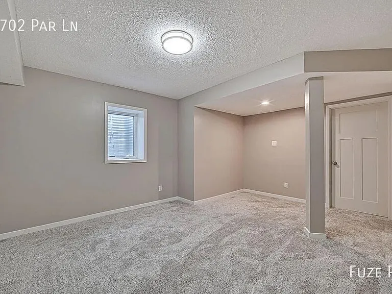 1702 Par Ln — Photo 25