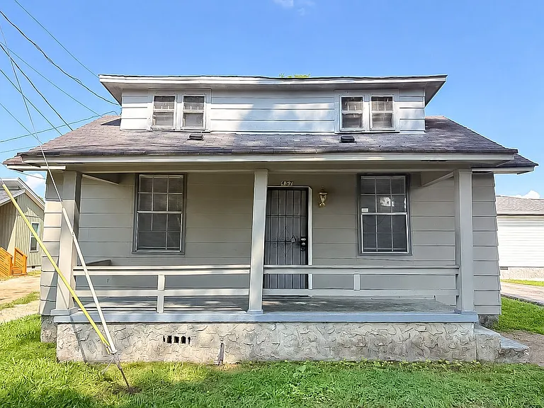 457 Roanoke Ave — Photo 15