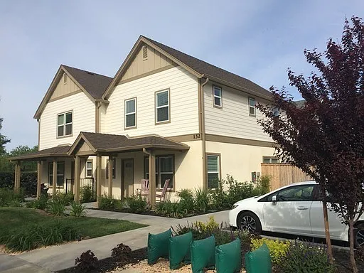 0852 - Topaz Townhomes
