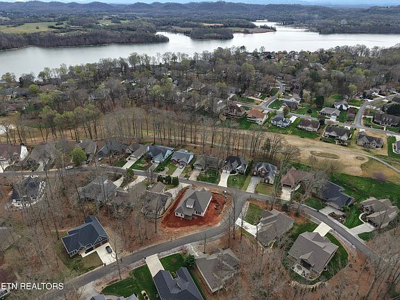 4th image of 112 Inata Cir