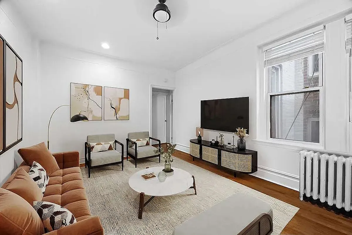 223 East 50th Street — Photo 3