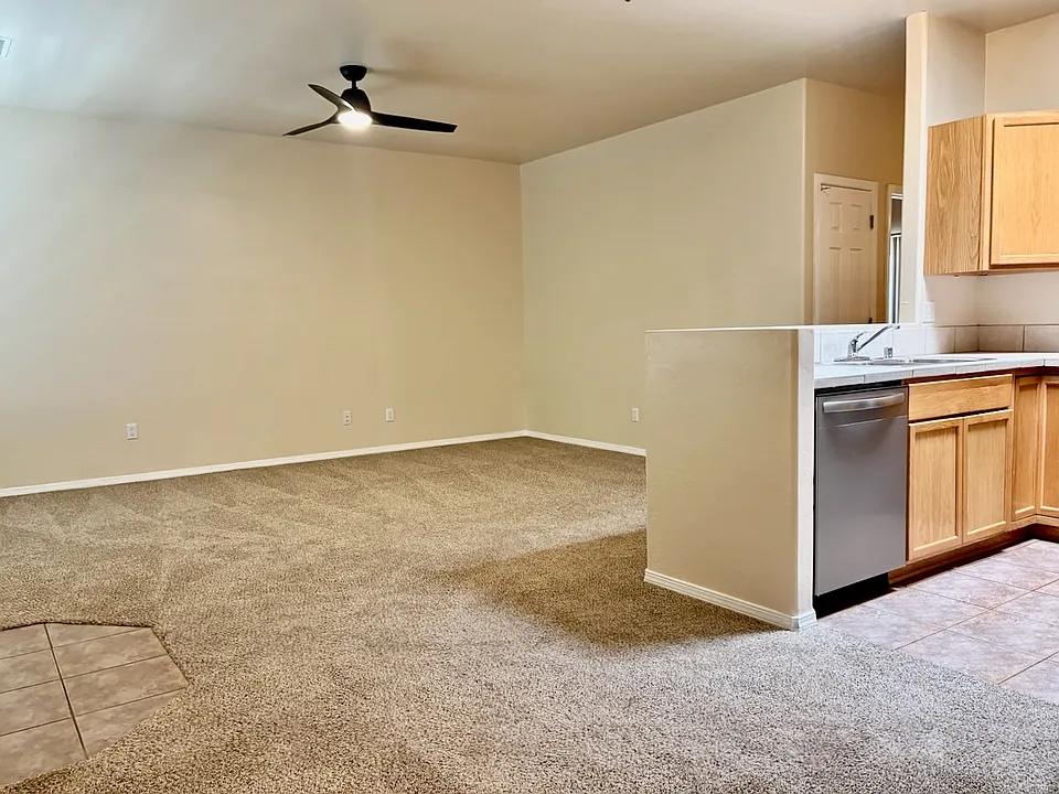 3067 Southern Blvd SE #B