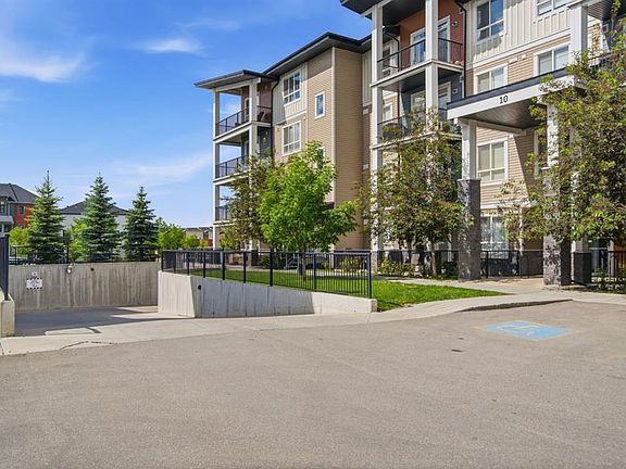 3rd image of 10 S Walgrove Walk SE #419