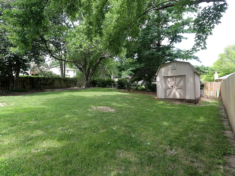 6734 S 73rd Ave — Photo 53
