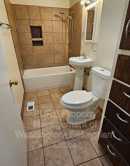 1701 S 16th St — Photo 10