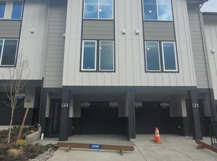 19524 16th Ave SE #F3, Bothell, WA 98012