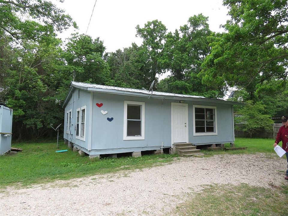 1st image of 3917 N Fm 563
