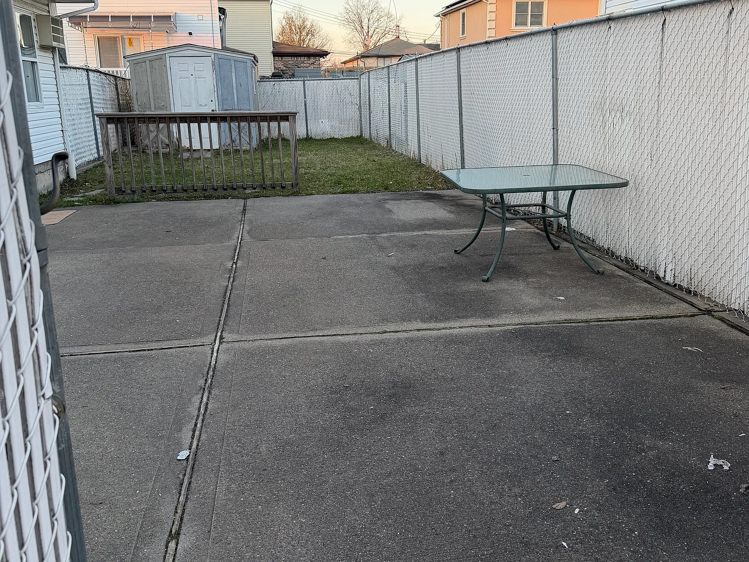2 bed, 800 sqft, $2,500 — Photo 2