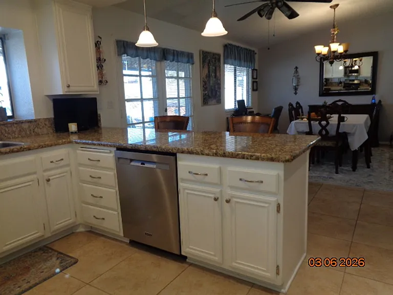 43043 Flag St — Photo 11