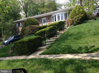 25 Hawthorne Rd, Reading, PA 19609