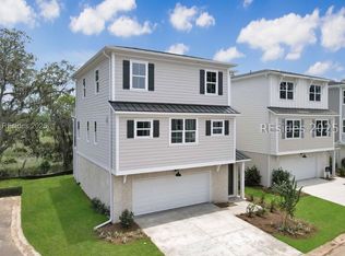 10 Lone Cypress Trl, Hilton Head Island, SC 29926